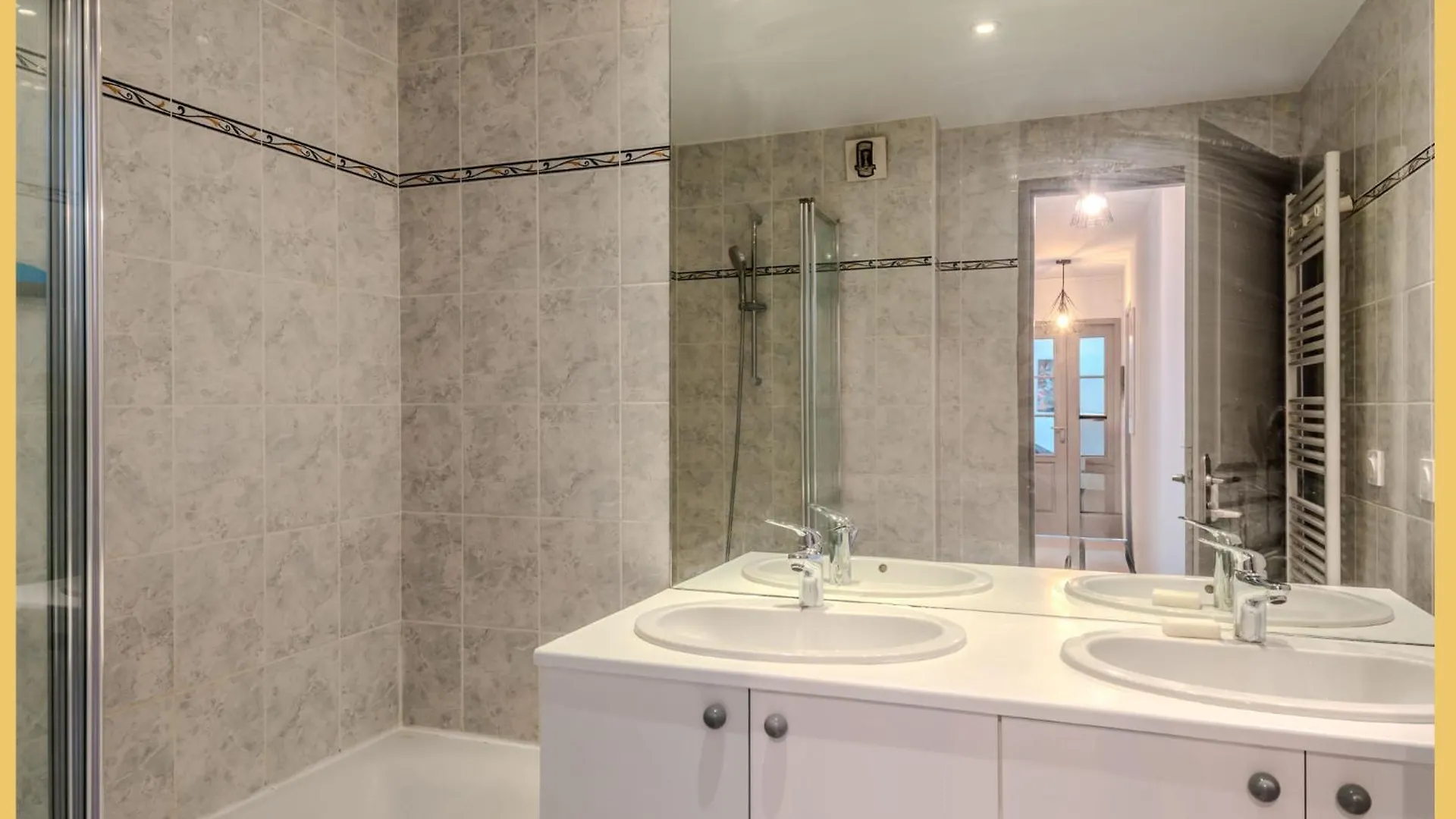 Le Manoir I T3 I Ferney-Voltaire Apartment